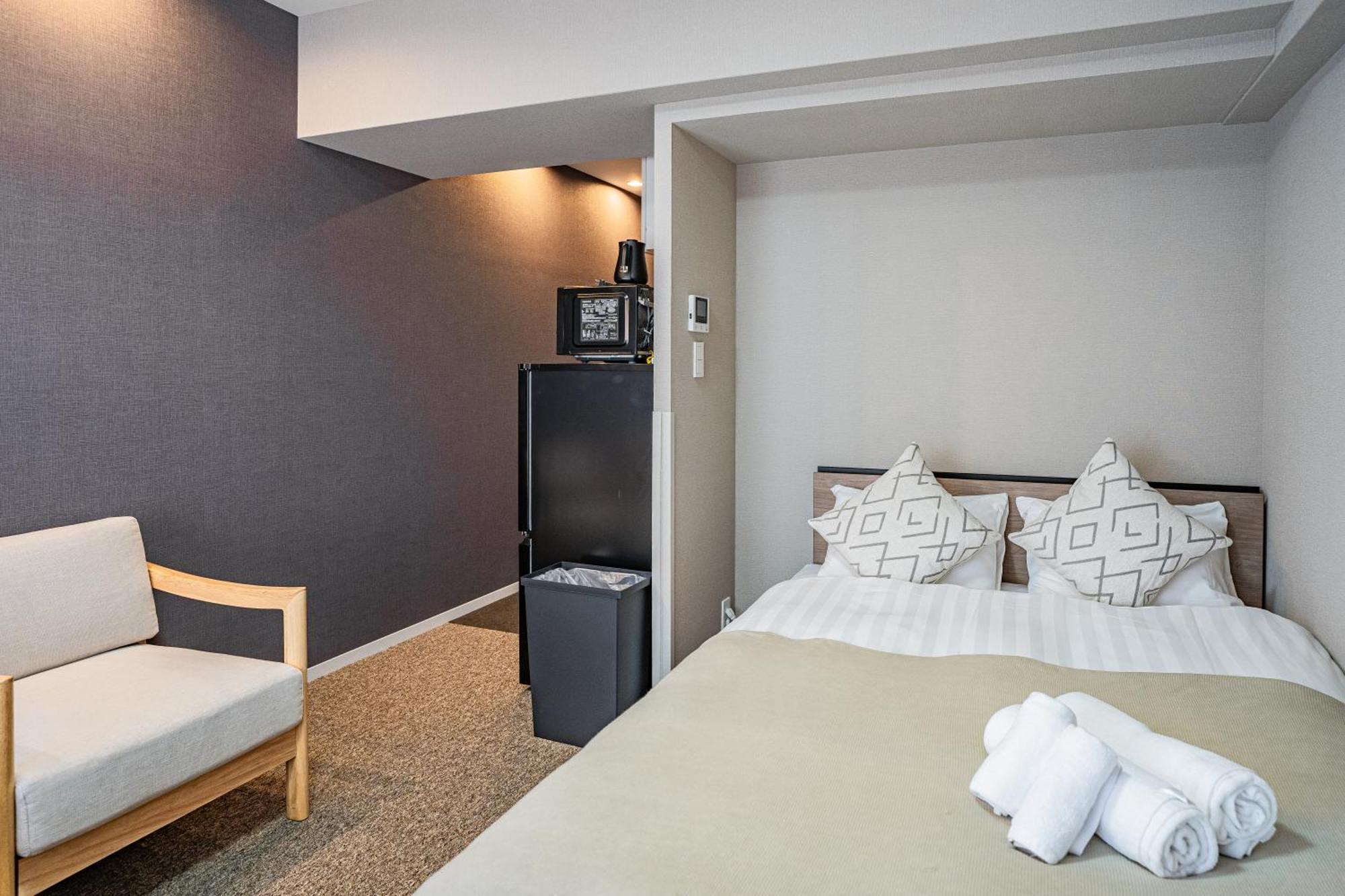 Apartment Hotel 11 Umeda Kamiyama Osaka Buitenkant foto